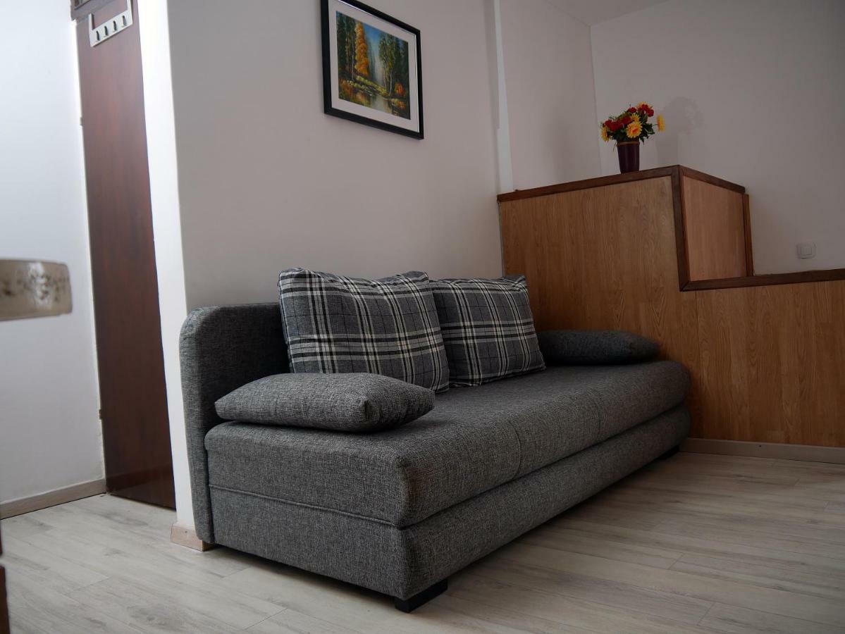 Apartment Gaga And Nia Krk Town Extérieur photo
